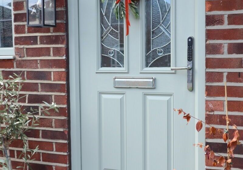 Pic 1 Autumn doorway